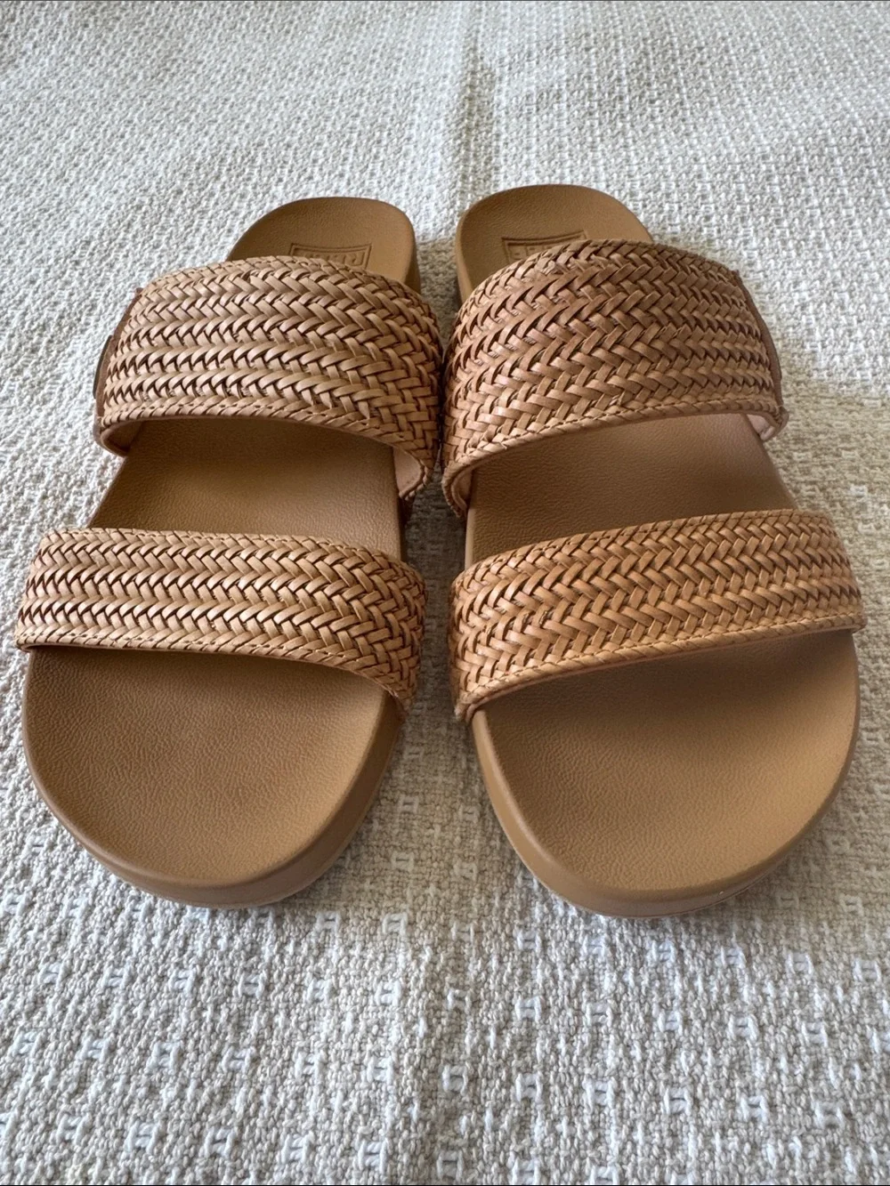 Women's Size 8 Light Brown Reef Sandals
